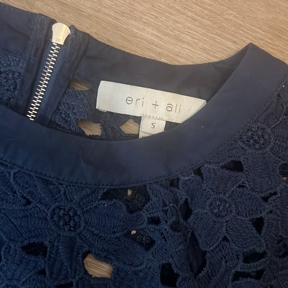 Eri + Ali Anthropologie Navy Blue Raglan Sleeve Lace Peplum Blouse (S) EUC - Picture 3 of 3